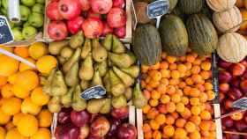 Frutas de temporada en el mercado / UNSPLASH