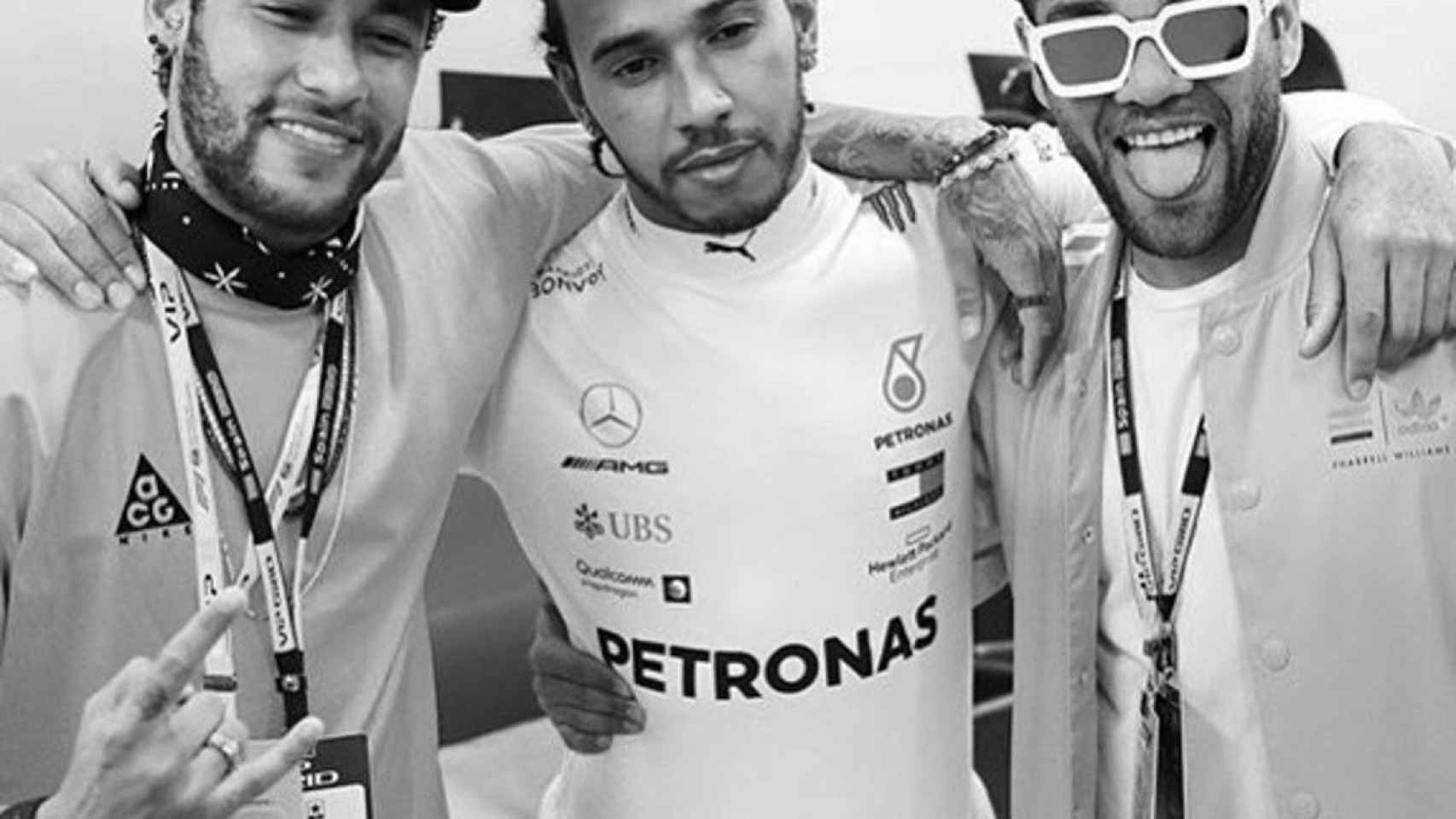 Neymar, Hamilton y Dani Alves en la F1