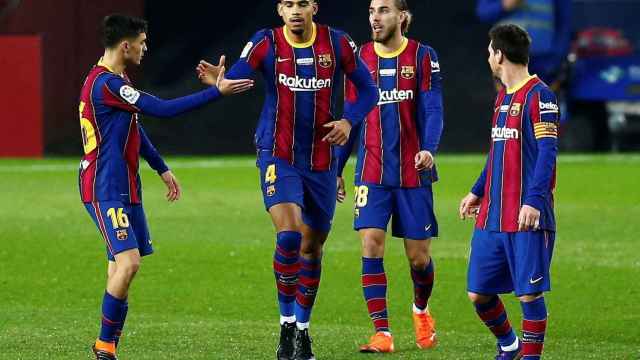 Los jugadores del Barça celebran un gol contra el Valencia / EFE