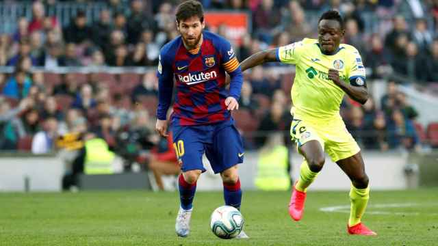 Leo Messi en un encuentro de Liga / EFE