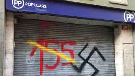 Ataques contra la sede del PP en Barcelona tras la condena del 1-O / @DaniSerranoPP
