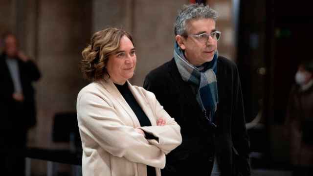 Ada Colau, alcaldesa de Barcelona, con Jordi Martí, su 'número dos' / EP