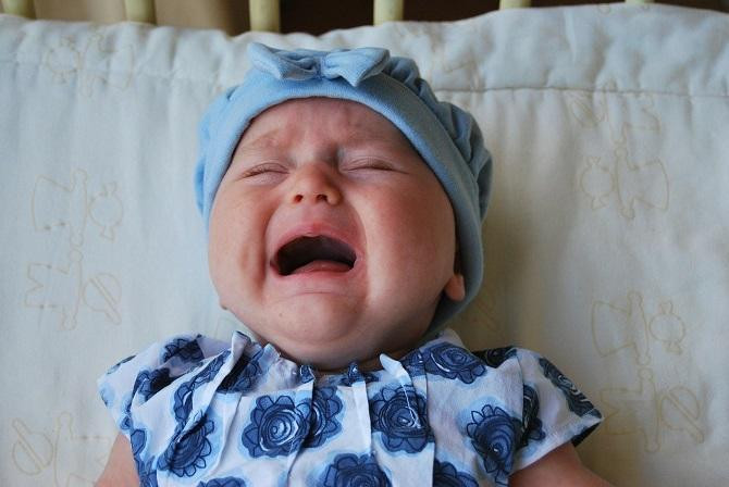 Bebé llorando / Ben Kerckx EN PIXABAY