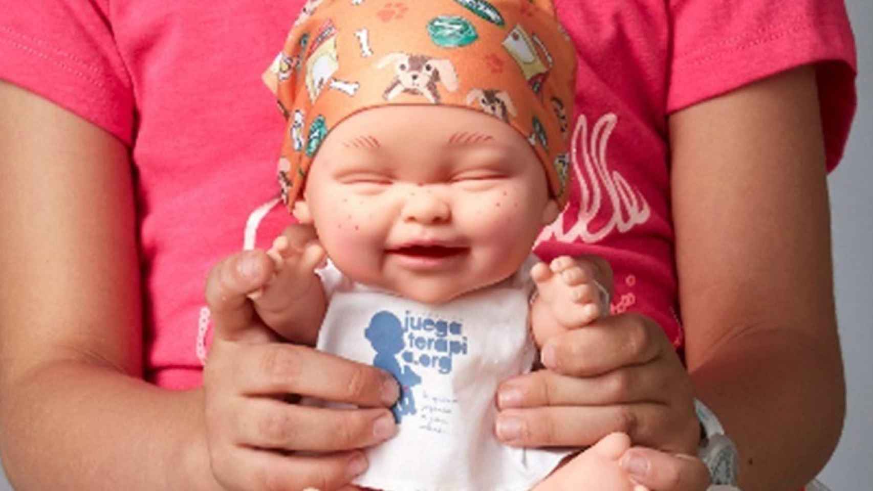 Baby Pelón Teresa, un muñeco de homenaje para los niños con cáncer y en paliativos / EUROPA PRESS