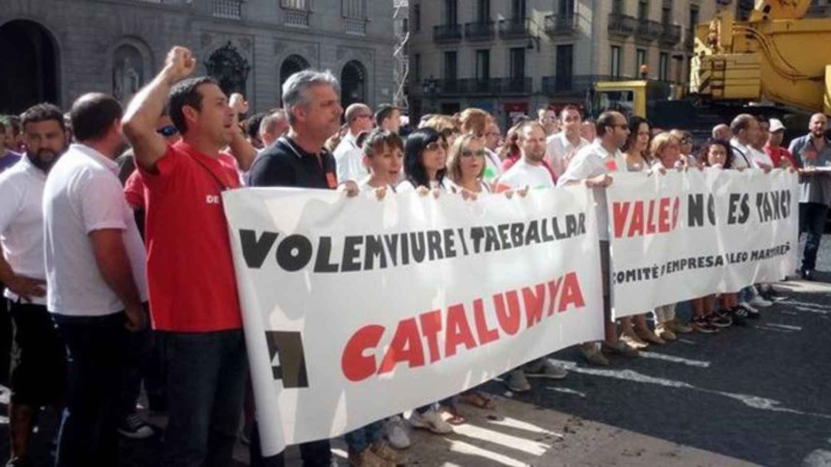 Imagen de una de las manifestaciones de los trabajadores de Valeo ante el Palau de la Generalitat.