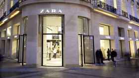 El establecimiento que Zara tiene en Champs-Élysées, París (Francia)