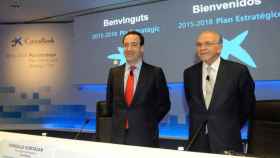 El presidente de CaixaBank, Isidro Fainé, y el consejero delegado, Gonzalo Gortázar, presentaron hoy en Londres, en un encuentro con analistas, las líneas básicas del Plan Estratégico 2015-2018.