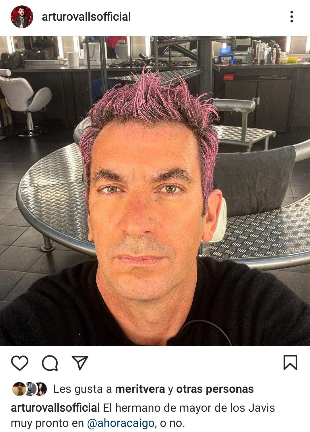 Arturo Valls con el pelo lila / INSTAGRAM