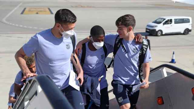 Ousmane Dembelé, junto a Gavi y Lenglet, durante un viaje con el Barça / FCB