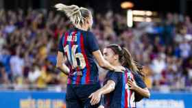 Las jugadores del Barça Femenino celebran con euforia la goleada contra el Montpellier / FCB