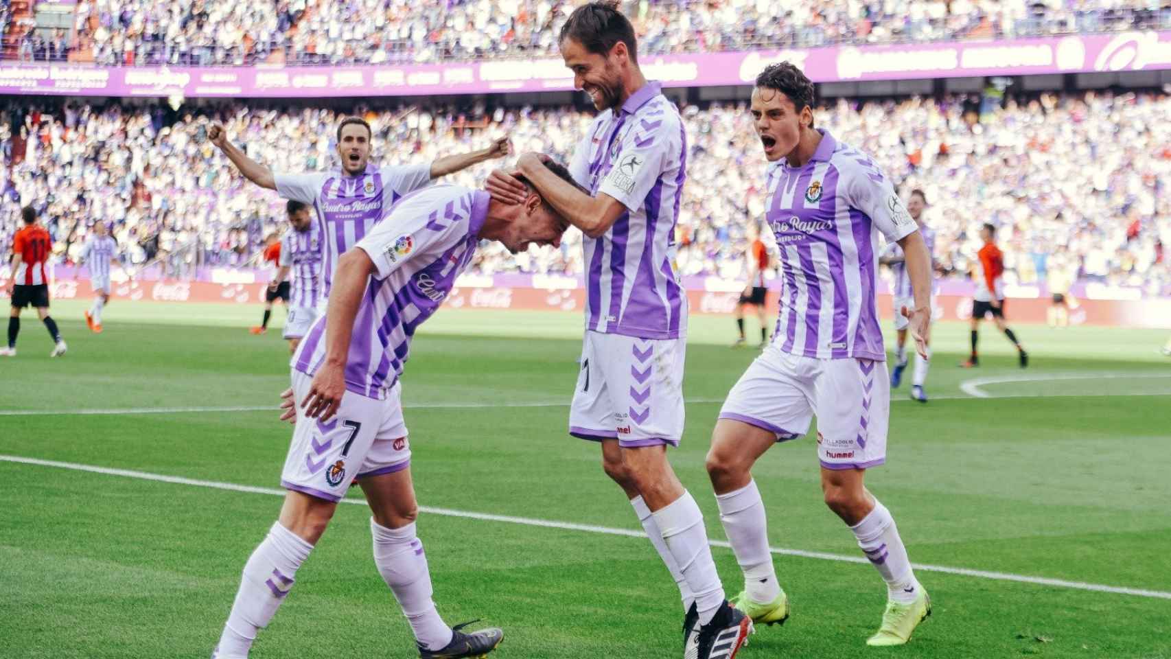 Los jugadores del Valladolid durante un partido /REDES