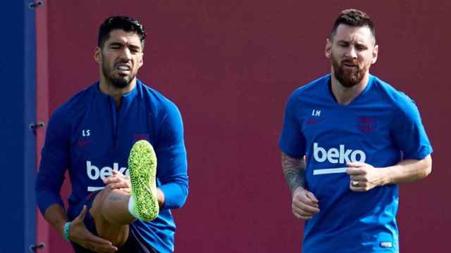 Luis Suarez y Messi en un entrenamiento / EFE