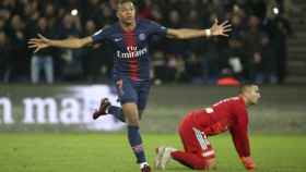 Kylian Mbappé celebrando un gol con el PSG / EFE