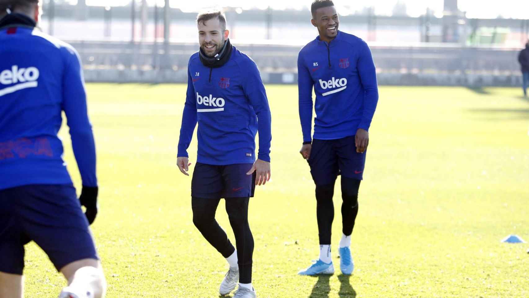 Jordi Alba y Nelson Semedo, en el entrenamiento de este domingo / FC Barcelona