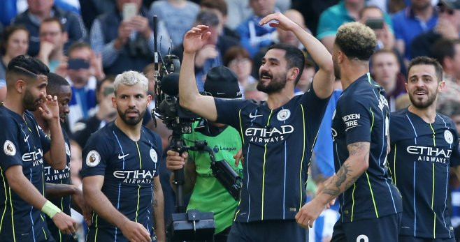 Gündogan celebra su gol con el Manchester City que vale la Premier / EFE