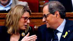 Elsa Artadi, en la imagen junto a Quim Torra, asegura que Junqueras no responde a Puigdemont / EFE