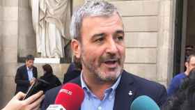 El portavoz del PSC en el Ayuntamiento de Barcelona, Jaume Collboni, anunciando la propuesta de reprobación hoy / PSC