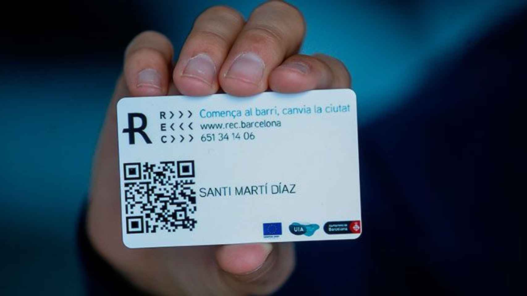 Una de las tarjetas con código QR de la nueva moneda ciudadana del Eix Besòs (Barcelona), el Rec / EFE
