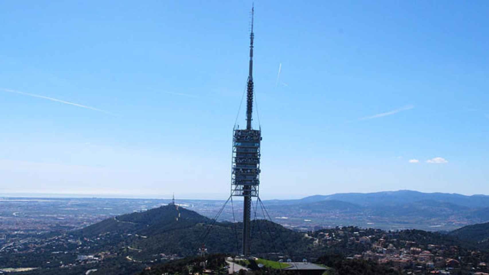 La Torre de Collserola de Barcelona, una de las principales infraestructuras de telecomunicaciones de Cataluña. / CG
