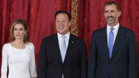 Juan Carlos Varela entre los Reyes durante su visita oficial a España en septiembre de 2014.