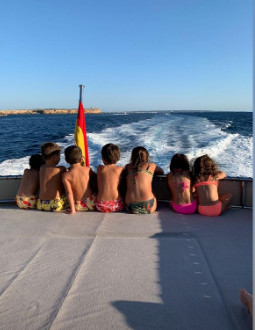 Los hijos de Messi, Suárez y Cesc en Formentera / INSTAGRAM