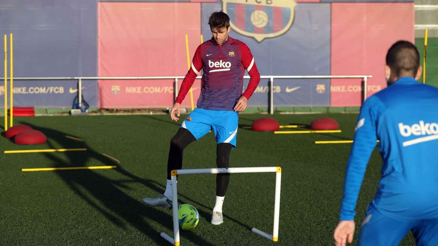 Gerard Piqué, durante el entrenamiento del Barça de este miércoles / FCB
