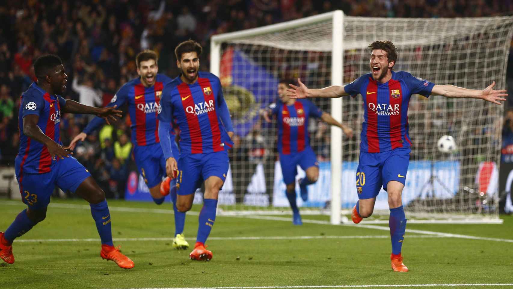 Sergi Roberto celebra el gol que dio el pase al Barça ante el PSG / EFE
