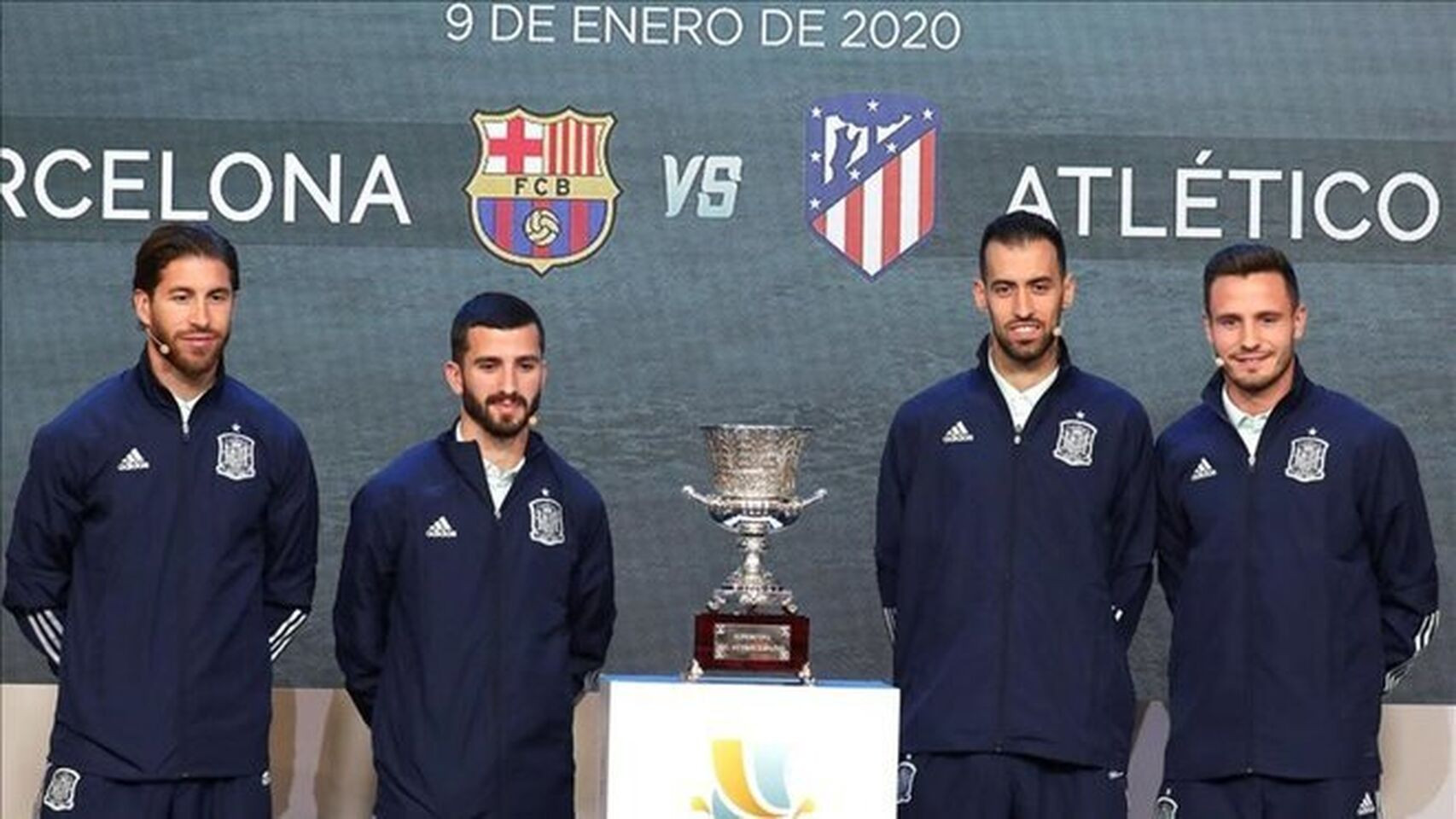 Los cuatro capitanes de Barça, Madrid, Atlético y Valencia, en la presentación de la Supercopa | EFE