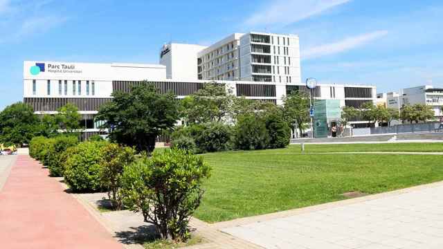 Imagen de la fachada principal del hospital Parc Taulí de Sabadell / CSPT