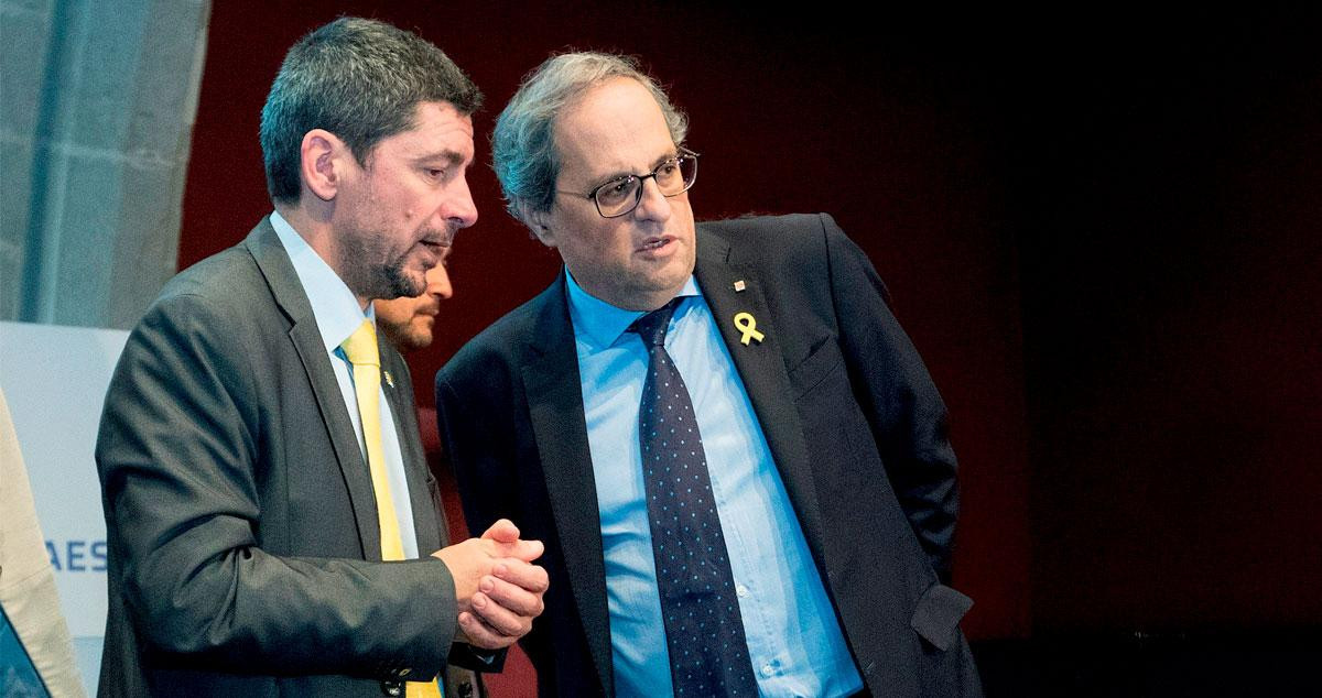 El presidente de la Cámara de Comercio de Barcelona, Joan Canadell (i), junto al líder de la Generalitat, Quim Torra (d) / EFE