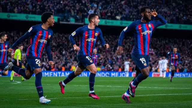Kessié festeja el gol del triunfo del Barça contra el Real Madrid en el clásico de Liga