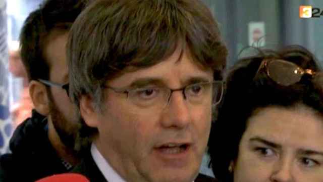 Puigdemont ante la prensa tras declarar voluntariamente en Bélgica / CG
