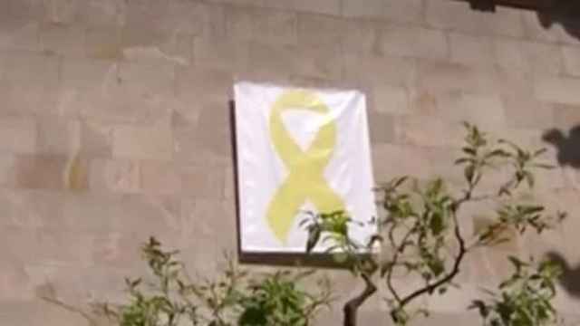 El lazo amarillo en el interior de la Generalitat / LA SEXTA