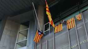 Los CDR cambian la bandera española por la 'estelada' en Girona / TWITTER