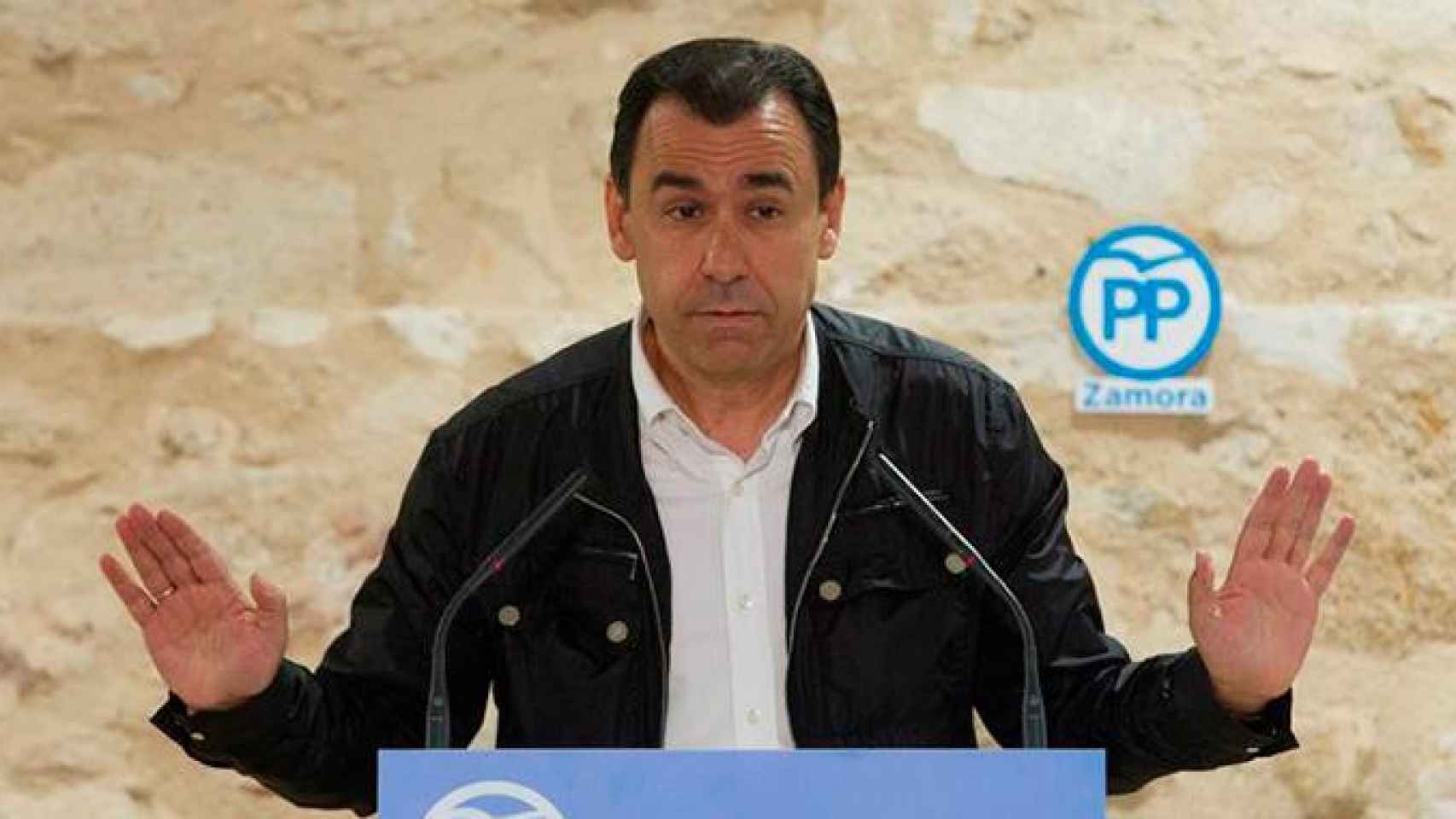 El coordinador general del PP, Fernando Martínez Maíllo, preside la reunión de la junta directiva provincial del partido en Zamora