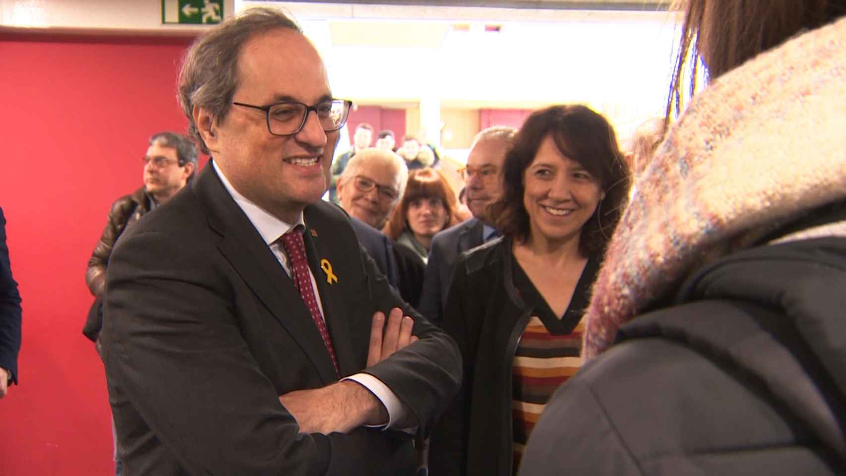 El expresidente de la Generalitat, Quim Torra, con la exalcaldesa de Vic, Anna Erra