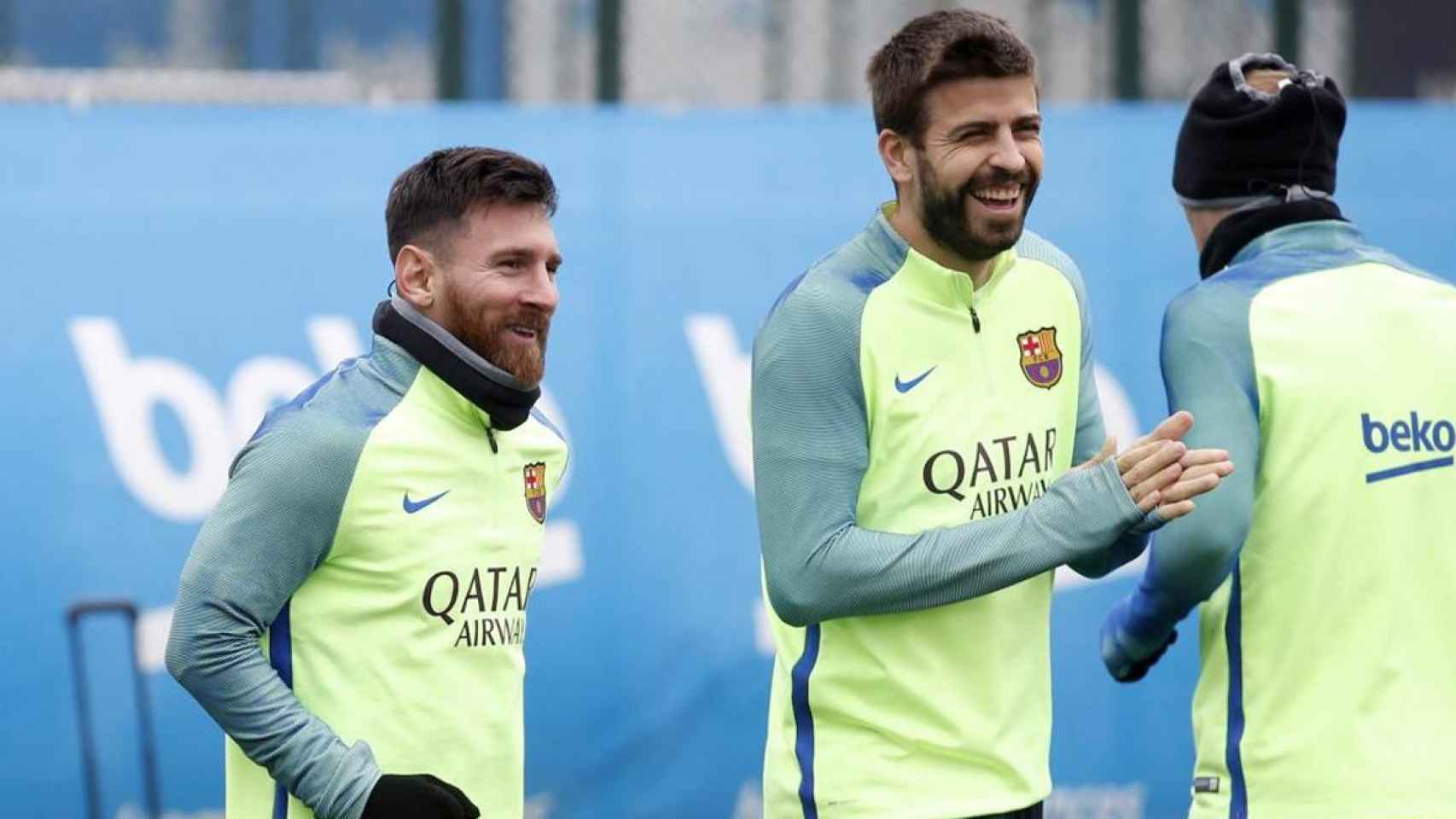 Messi y Piqué, durante un entrenamiento del Barça / FCB