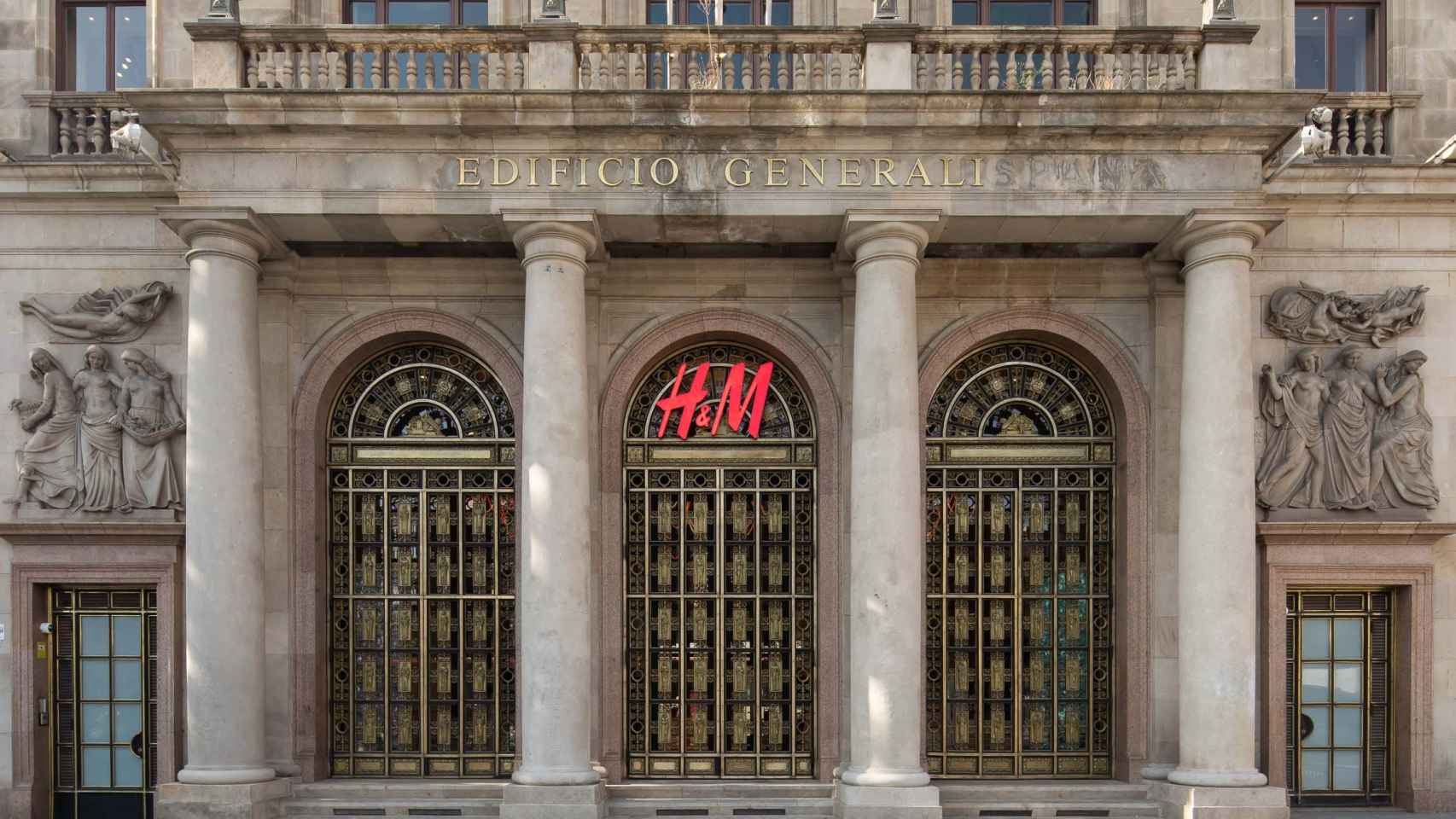 Reapertura de la tienda H&M de Passeig de Gràcia (Barcelona) / CEDIDA (©alvarovaldecantos)
