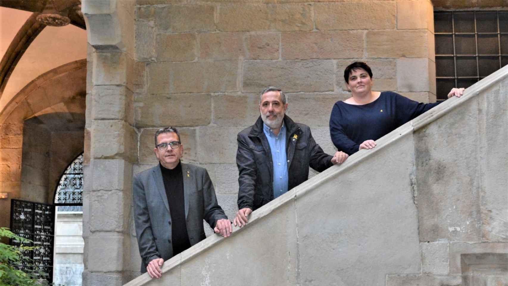 El director del Institut d'Estudis de Lleida, Joan Jose Ardanuy, con el presidente de la Diputación de Lleida, Joan Talarn y la vicepresidenta Estefania Rufach