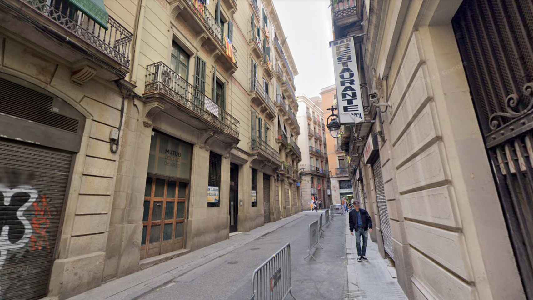 Sede del Club de Ajedrez Barcelona, en el número 5 de la calle Julià Portet