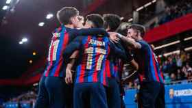 Los jugadores del Barça B celebran un triunfo en el Estadi Johan Cruyff / FCB