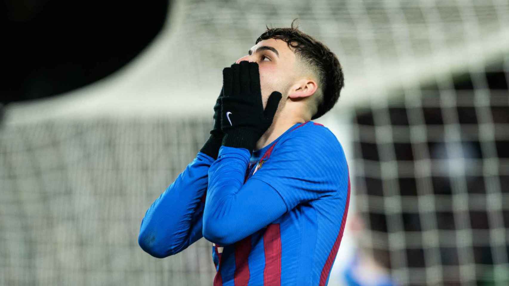 Pedri González, lamentándose tras una ocasión fallada con el FC Barcelona / REDES