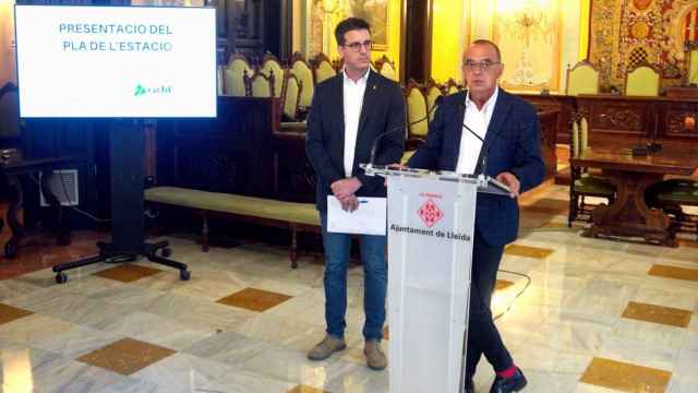 El alcalde de Lleida, Miquel Pueyo, junto al primer teniente de alcalde, Toni Postius / AYUNTAMIENTO DE LLEIDA