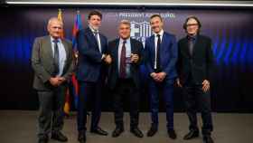 Laporta recibe la certificación BREEAM por el plan de sostenibilidad del Espai Barça / FCB