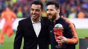 Los planes de Xavi para encajar a Messi en el sistema táctico del Barça / REDES