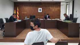 El 'estafador del amor', Albert Cavallé, durante un juicio en mayo de 2022