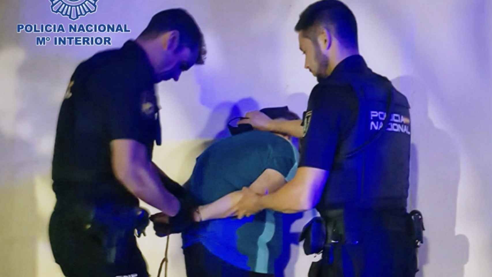 Los agentes de la Policía Nacional detienen al narco fugado de una cárcel catalana en El Ejido