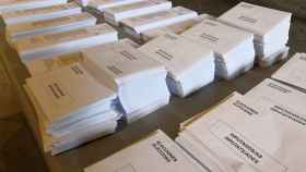 Papeletas y sobres de las elecciones generales en Barcelona / EP