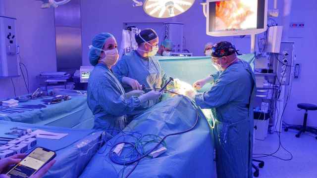 El Hospital de Sant Pau detecta, marca y extirpa un nódulo pulmonar en una única operación
