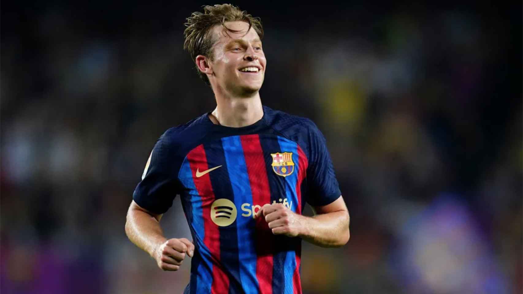 Frenkie de Jong, sonriente al celebrar un gol con el Barça